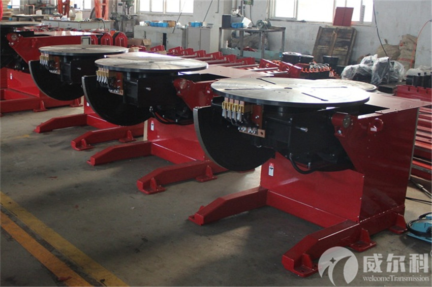 高精密蝸輪蝸桿減速機(jī)應(yīng)用于變位器、焊接滾輪架行業(yè)